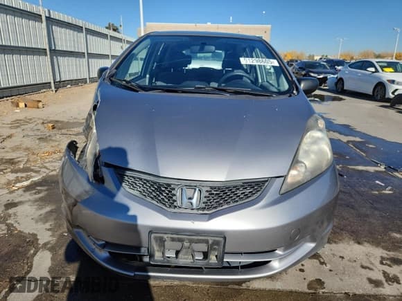 ✅ 2009 Honda Fit • VIN: JHMGE88219C006579 • Lot: 91298605. Listed on Copart with 150,024 mi. Free auction sales archive from the USA and detailed vehicle history report at DreamBid. Image 5.