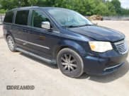 ✅ 2011 Chrysler Town & Country Touring L • VIN: 2A4RR8DG1BR635699 • Лот: 42561792. Опубликован ранее на IAAI с пробегом 175 277 миль. Бесплатный доступ к архиву аукционных продаж из США и подробный отчёт об истории автомобиля на DreamBid. Изображение 1.