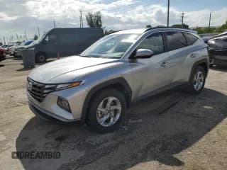 ✅ 2023 Hyundai Tucson SEL • VIN: 5NMJB3AE3PH274328 • Lot: 76184704. Wystawiony na Copart z przebiegiem 8 241 mil. Bezpłatny archiwum sprzedaży aukcyjnych z USA i szczegółowy raport historii pojazdu na DreamBid. Zdjęcie 1.