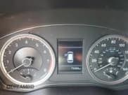 ✅ 2019 Hyundai Santa Fe SE • VIN: 5NMS23AD7KH025809 • Lot: 59052304. Wystawiony na Copart z przebiegiem 72 424 mil. Bezpłatny archiwum sprzedaży aukcyjnych z USA i szczegółowy raport historii pojazdu na DreamBid. Zdjęcie 9.