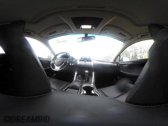 ✅ 2016 Lexus NX 200t • VIN: JTJBARBZ2G2092939 • Lot: 43007014. Wystawiony na IAAI z przebiegiem 126 603 mil. Bezpłatny archiwum sprzedaży aukcyjnych z USA i szczegółowy raport historii pojazdu na DreamBid. Zdjęcie 18.