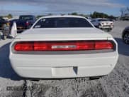 ✅ 2013 Dodge Challenger SXT • VIN: 2C3CDYAG2DH663331 • Lot: 90699305. Wystawiony na Copart z przebiegiem 154 386 mil. Bezpłatny archiwum sprzedaży aukcyjnych z USA i szczegółowy raport historii pojazdu na DreamBid. Zdjęcie 6.