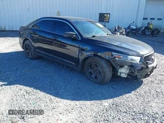 ✅ 2017 Ford Police Interceptor • VIN: 1FAHP2MK2HG133924 • Lot: 43345556. Wystawiony na IAAI z przebiegiem 169 116 mil. Bezpłatny archiwum sprzedaży aukcyjnych z USA i szczegółowy raport historii pojazdu na DreamBid. Zdjęcie 1.