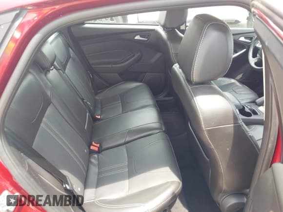 ✅ 2014 Ford Focus SE • VIN: 1FADP3F21EL330751 • Lot: 42469053. Listed on IAAI with 206,352 mi. Free auction sales archive from the USA and detailed vehicle history report at DreamBid. Image 7.