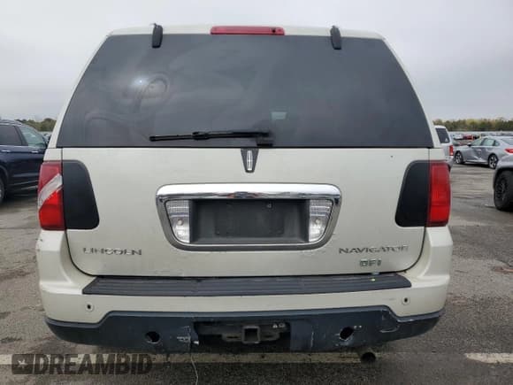 ✅ 2006 Lincoln Navigator Luxury • VIN: 5LMFU28536LJ00216 • Lot: 53209434. Wystawiony na Copart z przebiegiem 150 705 mil. Bezpłatny archiwum sprzedaży aukcyjnych z USA i szczegółowy raport historii pojazdu na DreamBid. Zdjęcie 6.
