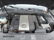 ✅ 2008 Volkswagen Passat Komfort • VIN: WVWLK73C98E161130 • Lot: 41498361. Wystawiony na IAAI z przebiegiem 102 621 mil. Bezpłatny archiwum sprzedaży aukcyjnych z USA i szczegółowy raport historii pojazdu na DreamBid. Zdjęcie 10.