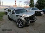 ✅ 2010 Dodge Nitro SE • VIN: 1D4PU2GK7AW146192 • Lot: 91089285. Wystawiony na Copart z przebiegiem 100 057 mil. Bezpłatny archiwum sprzedaży aukcyjnych z USA i szczegółowy raport historii pojazdu na DreamBid. Zdjęcie 15.