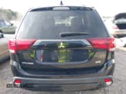 ✅ 2020 Mitsubishi Outlander SE • VIN: JA4AD3A39LZ031129 • Лот: 40262423. Опубликован ранее на IAAI с пробегом 67 241 миль. Бесплатный доступ к архиву аукционных продаж из США и подробный отчёт об истории автомобиля на DreamBid. Изображение 17.