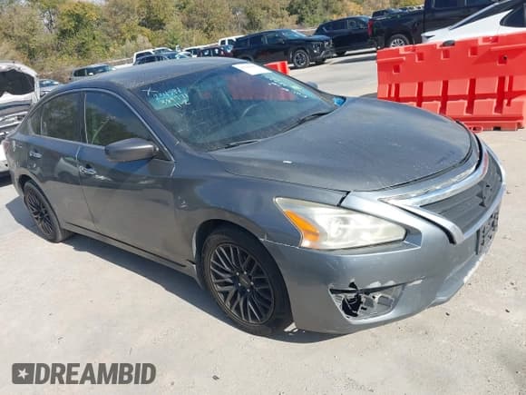 ✅ 2015 Nissan Altima S • VIN: 1N4AL3AP6FN389771 • Лот: 43688488. Опубликован ранее на IAAI с пробегом 181 325 миль. Бесплатный доступ к архиву аукционных продаж из США и подробный отчёт об истории автомобиля на DreamBid. Изображение 1.