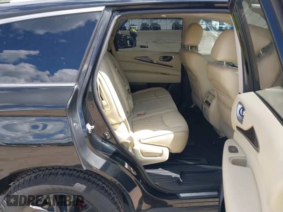 ✅ 2015 Infiniti QX60 • VIN: 5N1AL0MMXFC549958 • Lot: 43083713. Listed on IAAI with 112,051 mi. Free auction sales archive from the USA and detailed vehicle history report at DreamBid. Image 8.