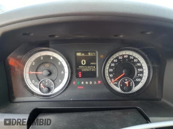 ✅ 2014 Ram 2500 SLT • VIN: 3C6TR5DT3EG199219 • Lot: 64379435. Listed on Copart with 232,947 mi. Free auction sales archive from the USA and detailed vehicle history report at DreamBid. Image 9.