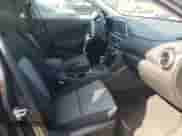 2020 Hyundai Kona SEL с VIN KM8K2CAA7LU531698, выставлен на аукционе Copart как лот 49087601 с пробегом 27 170 миль миль и . История ставок и продаж доступна на DreamBid. Изображение 5.