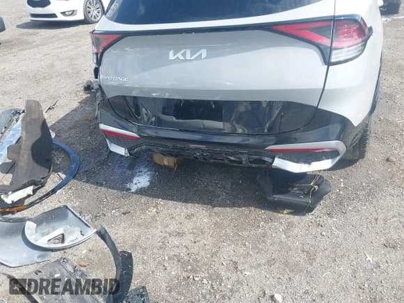 ✅ 2023 Kia Sportage SX • VIN: 5XYK43AF9PG045833 • Lot: 42212406. Listed on IAAI with 47,210 mi. Free auction sales archive from the USA and detailed vehicle history report at DreamBid. Image 20.