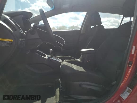 ✅ 2017 Kia Forte LX • VIN: KNAFK5A81H5714950 • Lot: 89556225. Listed on Copart with 100,143 mi. Free auction sales archive from the USA and detailed vehicle history report at DreamBid. Image 7.