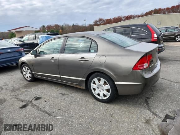 ✅ 2008 Honda Civic LX • VIN: 2HGFA16518H514822 • Lot: 92732435. Listed on Copart with 212,557 mi. Free auction sales archive from the USA and detailed vehicle history report at DreamBid. Image 2.