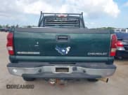 ✅ 2005 Chevrolet Silverado 2500HD LS • VIN: 1GCHK23215F961121 • Lot: 42969060. Wystawiony na IAAI z przebiegiem 245 406 mil. Bezpłatny archiwum sprzedaży aukcyjnych z USA i szczegółowy raport historii pojazdu na DreamBid. Zdjęcie 16.