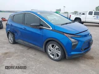 ✅ 2023 Chevrolet Bolt EV 1LT • VIN: 1G1FW6S08P4115045 • Lot: 42326150. Wystawiony na IAAI z przebiegiem 42 357 mil. Bezpłatny archiwum sprzedaży aukcyjnych z USA i szczegółowy raport historii pojazdu na DreamBid. Zdjęcie 1.
