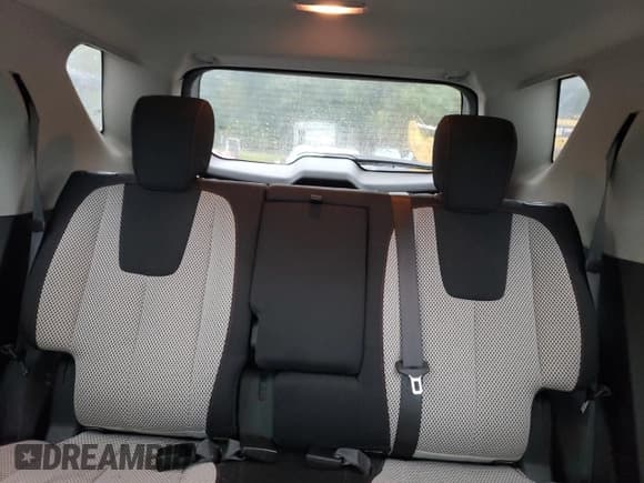 ✅ 2015 Chevrolet Equinox LT • VIN: 2GNFLFE33F6213524 • Лот: 72506254. Опубликован ранее на Copart с пробегом 146 031 миль. Бесплатный доступ к архиву аукционных продаж из США и подробный отчёт об истории автомобиля на DreamBid. Изображение 10.