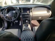 ✅ 2017 Infiniti QX70 • VIN: JN8CS1MW9HM413295 • Лот: 71377782. Опубликован ранее на Copart с пробегом 54 656 миль. Бесплатный доступ к архиву аукционных продаж из США и подробный отчёт об истории автомобиля на DreamBid. Изображение 8.