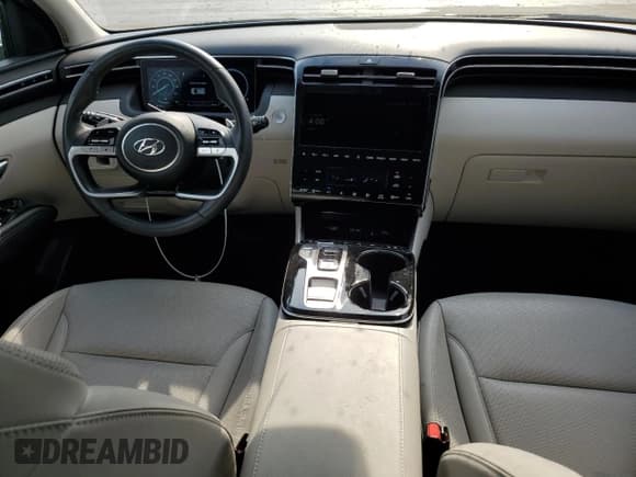 ✅ 2023 Hyundai Tucson Limited • VIN: KM8JECA1XPU095597 • Lot: 69615124. Wystawiony na Copart z przebiegiem 18 141 mil. Bezpłatny archiwum sprzedaży aukcyjnych z USA i szczegółowy raport historii pojazdu na DreamBid. Zdjęcie 8.