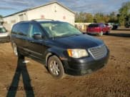 ✅ 2010 Chrysler Town & Country Touring Plus • VIN: 2A4RR8DX1AR442127 • Lot: 82341335. Wystawiony na Copart z przebiegiem 225 482 mil. Bezpłatny archiwum sprzedaży aukcyjnych z USA i szczegółowy raport historii pojazdu na DreamBid. Zdjęcie 15.