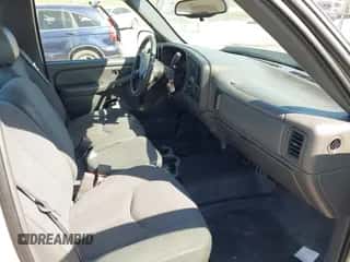 2007 Chevrolet Silverado 1500 Work Truck с VIN 1GCEC14X87Z116188, выставлен на аукционе IAAI как лот 43184007 с пробегом 41 574 миль миль и . История ставок и продаж доступна на DreamBid. Изображение 5.