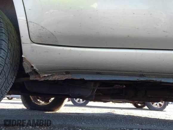 2002 Toyota Highlander z VIN JTEHF21A820065603, wystawiony jako IAAI lot #43479588 z przebiegiem 195 639 mil mil oraz . Historia ofert i sprzedaży dostępna na DreamBid. Obrazek 12.