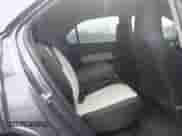 2013 Chevrolet Equinox LS z VIN 2GNALBEK8D6190717, wystawiony jako IAAI lot #43524230 z przebiegiem 85 670 mil mil oraz . Historia ofert i sprzedaży dostępna na DreamBid. Obrazek 8.