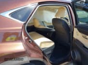 ✅ 2018 Lexus NX 300 • VIN: JTJYARBZ9J2100083 • Lot: 42047370. Wystawiony na IAAI z przebiegiem 101 414 mil. Bezpłatny archiwum sprzedaży aukcyjnych z USA i szczegółowy raport historii pojazdu na DreamBid. Zdjęcie 8.