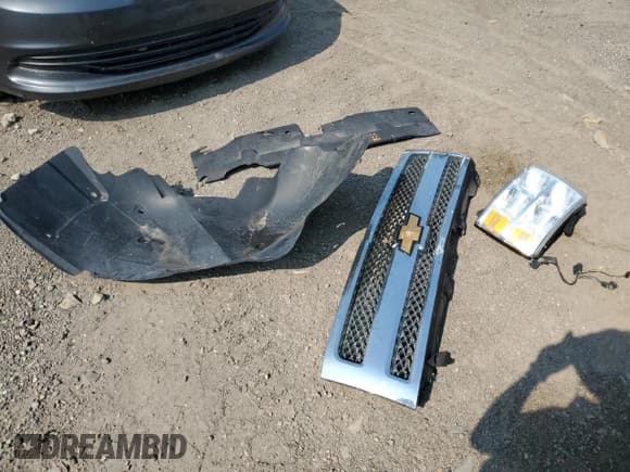 ✅ 2012 Chevrolet Silverado 1500 LT • VIN: 1GCPKSE77CF164258 • Lot: 63189765. Listed on Copart with 248,454 mi. Free auction sales archive from the USA and detailed vehicle history report at DreamBid. Image 12.