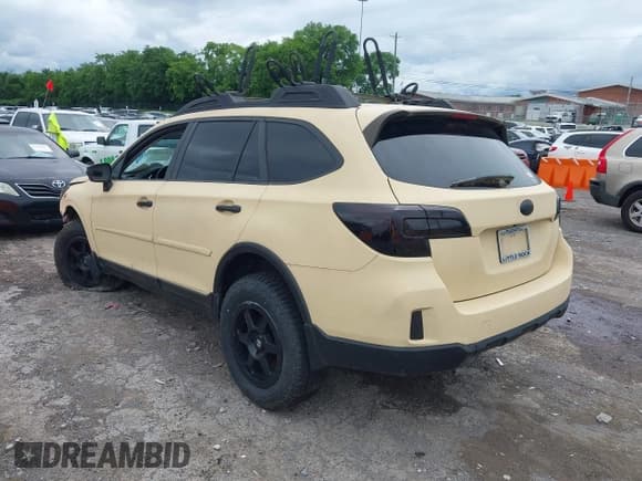 ✅ 2015 Subaru Outback Limited • VIN: 4S4BSENC7F3357925 • Lot: 42369805. Listed on IAAI with 172,955 mi. Free auction sales archive from the USA and detailed vehicle history report at DreamBid. Image 15.
