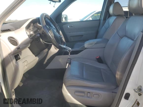 ✅ 2013 Honda Pilot Touring • VIN: 5FNYF4H94DB005141 • Лот: 92028055. Опубликован ранее на Copart с пробегом 189 541 миль. Бесплатный доступ к архиву аукционных продаж из США и подробный отчёт об истории автомобиля на DreamBid. Изображение 7.