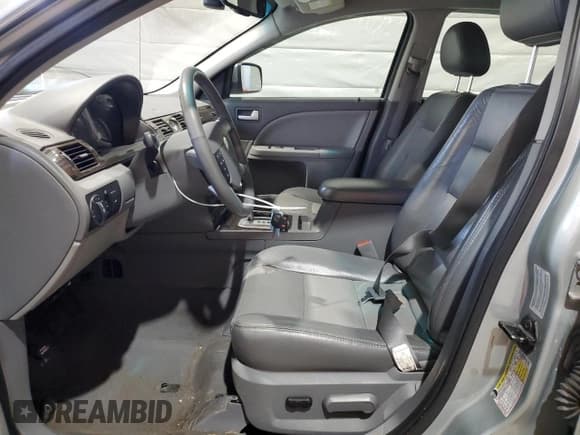 ✅ 2006 Mercury Montego Luxury • VIN: 1MEFM41116G617337 • Lot: 53322135. Wystawiony na Copart z przebiegiem 203 190 mil. Bezpłatny archiwum sprzedaży aukcyjnych z USA i szczegółowy raport historii pojazdu na DreamBid. Zdjęcie 7.