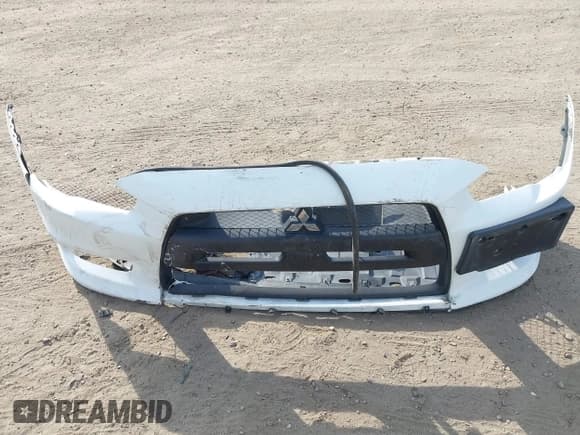 ✅ 2014 Mitsubishi Lancer Evolution MR • VIN: JA32W5FV6EU019433 • Lot: 43638462. Wystawiony na IAAI z przebiegiem 51 653 mil. Bezpłatny archiwum sprzedaży aukcyjnych z USA i szczegółowy raport historii pojazdu na DreamBid. Zdjęcie 12.