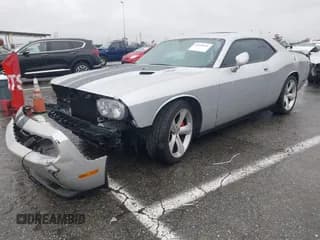 ✅ 2009 Dodge Challenger SRT-8 • VIN: 2B3LJ74W99H526316 • Lot: 41550505. Wystawiony na IAAI z przebiegiem 39 407 mil. Bezpłatny archiwum sprzedaży aukcyjnych z USA i szczegółowy raport historii pojazdu na DreamBid. Zdjęcie 2.
