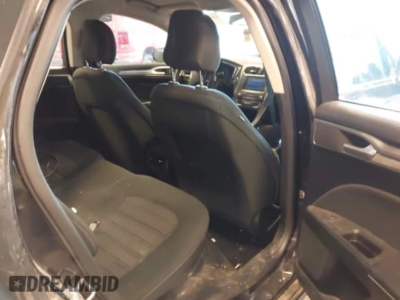 ✅ 2020 Ford Fusion SE • VIN: 3FA6P0T90LR146988 • Лот: 43380210. Опубликован ранее на IAAI с пробегом 98 882 миль. Бесплатный доступ к архиву аукционных продаж из США и подробный отчёт об истории автомобиля на DreamBid. Изображение 8.