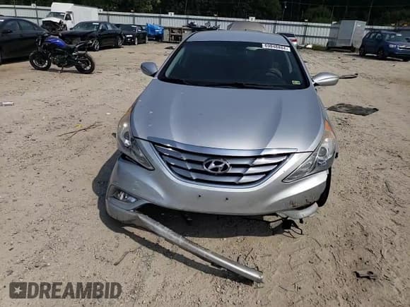 ✅ 2012 Hyundai Sonata SE • VIN: 5NPEC4AB5CH321768 • Lot: 69048884. Listed on Copart with 62,410 mi. Free auction sales archive from the USA and detailed vehicle history report at DreamBid. Image 11.