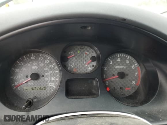 ✅ 1998 Toyota RAV4 • VIN: JT3HP10VXW7081514 • Lot: 69084205. Listed on Copart with 307,330 mi. Free auction sales archive from the USA and detailed vehicle history report at DreamBid. Image 9.