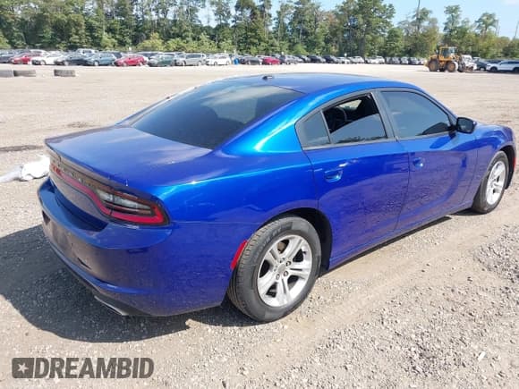 ✅ 2021 Dodge Charger SXT • VIN: 2C3CDXBG5MH624886 • Лот: 43277525. Опубликован ранее на IAAI с пробегом 104 421 миль. Бесплатный доступ к архиву аукционных продаж из США и подробный отчёт об истории автомобиля на DreamBid. Изображение 4.