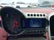 2015 Chevrolet Sonic LT z VIN 1G1JC6SB0F4157826, wystawiony jako IAAI lot #42503574 z przebiegiem 101 437 mil mil oraz . Historia ofert i sprzedaży dostępna na DreamBid. Obrazek 7.