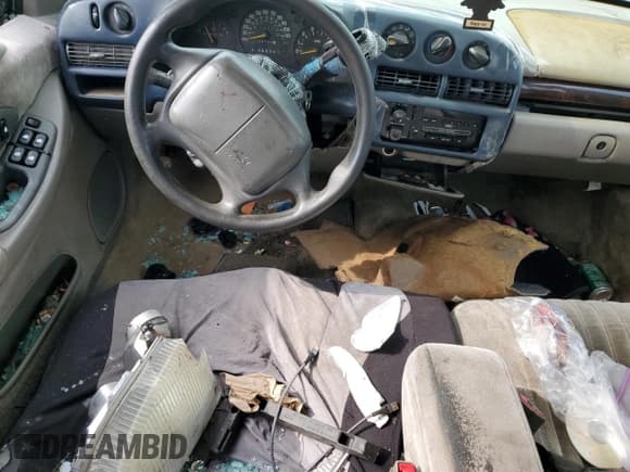 ✅ 2001 Chevrolet Lumina • VIN: 2G1WL52J011113546 • Лот: 71363944. Опубликован ранее на Copart с пробегом 204 745 миль. Бесплатный доступ к архиву аукционных продаж из США и подробный отчёт об истории автомобиля на DreamBid. Изображение 8.