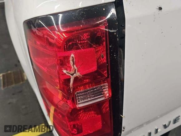 ✅ 2016 Chevrolet Silverado 1500 Work Truck • VIN: 1GCNCNEH9GZ378333 • Лот: 43656766. Опубликован ранее на IAAI с пробегом 109 018 миль. Бесплатный доступ к архиву аукционных продаж из США и подробный отчёт об истории автомобиля на DreamBid. Изображение 29.