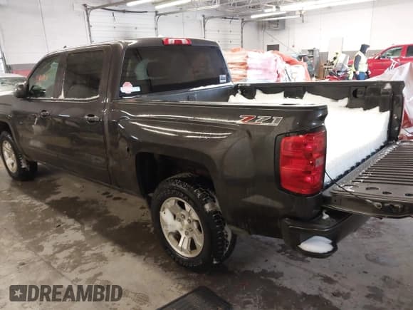 ✅ 2016 Chevrolet Silverado 1500 LT • VIN: 3GCUKREH4GG109310 • Lot: 43667931. Wystawiony na IAAI z przebiegiem 152 100 mil. Bezpłatny archiwum sprzedaży aukcyjnych z USA i szczegółowy raport historii pojazdu na DreamBid. Zdjęcie 3.