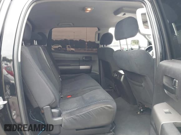 ✅ 2010 Toyota Tundra • VIN: 5TFDY5F1XAX151427 • Lot: 43274644. Wystawiony na IAAI z przebiegiem 87 832 mil. Bezpłatny archiwum sprzedaży aukcyjnych z USA i szczegółowy raport historii pojazdu na DreamBid. Zdjęcie 8.