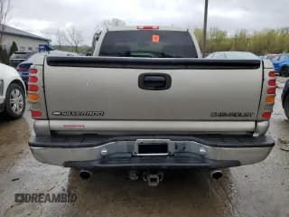 ✅ 1999 Chevrolet Silverado 1500 LS • VIN: 2GCEC19TXX1130074 • Лот: 47924044. Опубликован ранее на Copart с пробегом 293 994 миль. Бесплатный доступ к архиву аукционных продаж из США и подробный отчёт об истории автомобиля на DreamBid. Изображение 6.