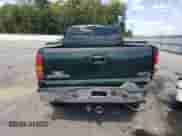 2003 GMC Sierra 1500 SLT с VIN 2GTEK19T231123228, выставлен на аукционе Copart как лот 83878745 с пробегом 258 749 миль миль и Списание • Salvage title. История ставок и продаж доступна на DreamBid. Изображение 6.