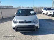 ✅ 2017 Kia Soul • VIN: KNDJN2A23H7461021 • Lot: 43707207. Wystawiony na IAAI z przebiegiem 114 716 mil. Bezpłatny archiwum sprzedaży aukcyjnych z USA i szczegółowy raport historii pojazdu na DreamBid. Zdjęcie 13.