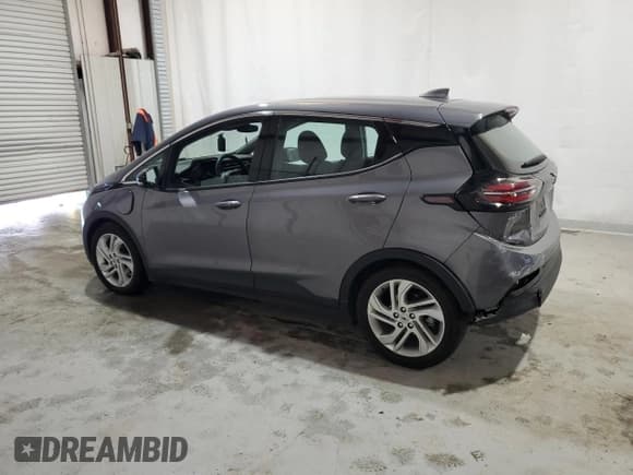 ✅ 2023 Chevrolet Bolt EV 1LT • VIN: 1G1FW6S02P4187021 • Лот: 46713105. Опубликован ранее на Copart с пробегом 31 552 миль. Бесплатный доступ к архиву аукционных продаж из США и подробный отчёт об истории автомобиля на DreamBid. Изображение 2.