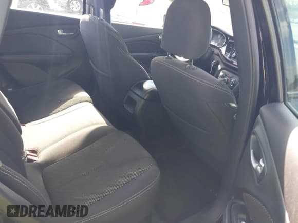 ✅ 2015 Dodge Dart SXT • VIN: 1C3CDFBB9FD275634 • Lot: 42271135. Listed on IAAI with 137,460 mi. Free auction sales archive from the USA and detailed vehicle history report at DreamBid. Image 8.