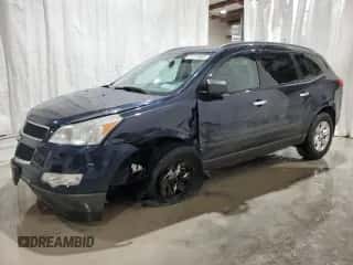 2011 Chevrolet Traverse LS z VIN 1GNKREED6BJ382224, wystawiony jako Copart lot #87210605 z przebiegiem 131 480 mil mil oraz Szkoda całkowita • Salvage title. Historia ofert i sprzedaży dostępna na DreamBid. Obrazek 1.